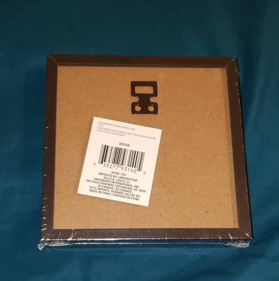 Cat-Lover's Decorative Wall-Hanging - Picture 2 of 2